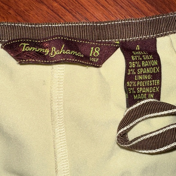 Tommy Bahama 100% silk Cream Floral Mini skort with pockets & side zipper size 4 - Picture 2 of 5